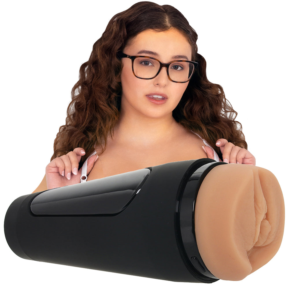 Main Squeeze Leana Lovings ULTRASKYN Stroker